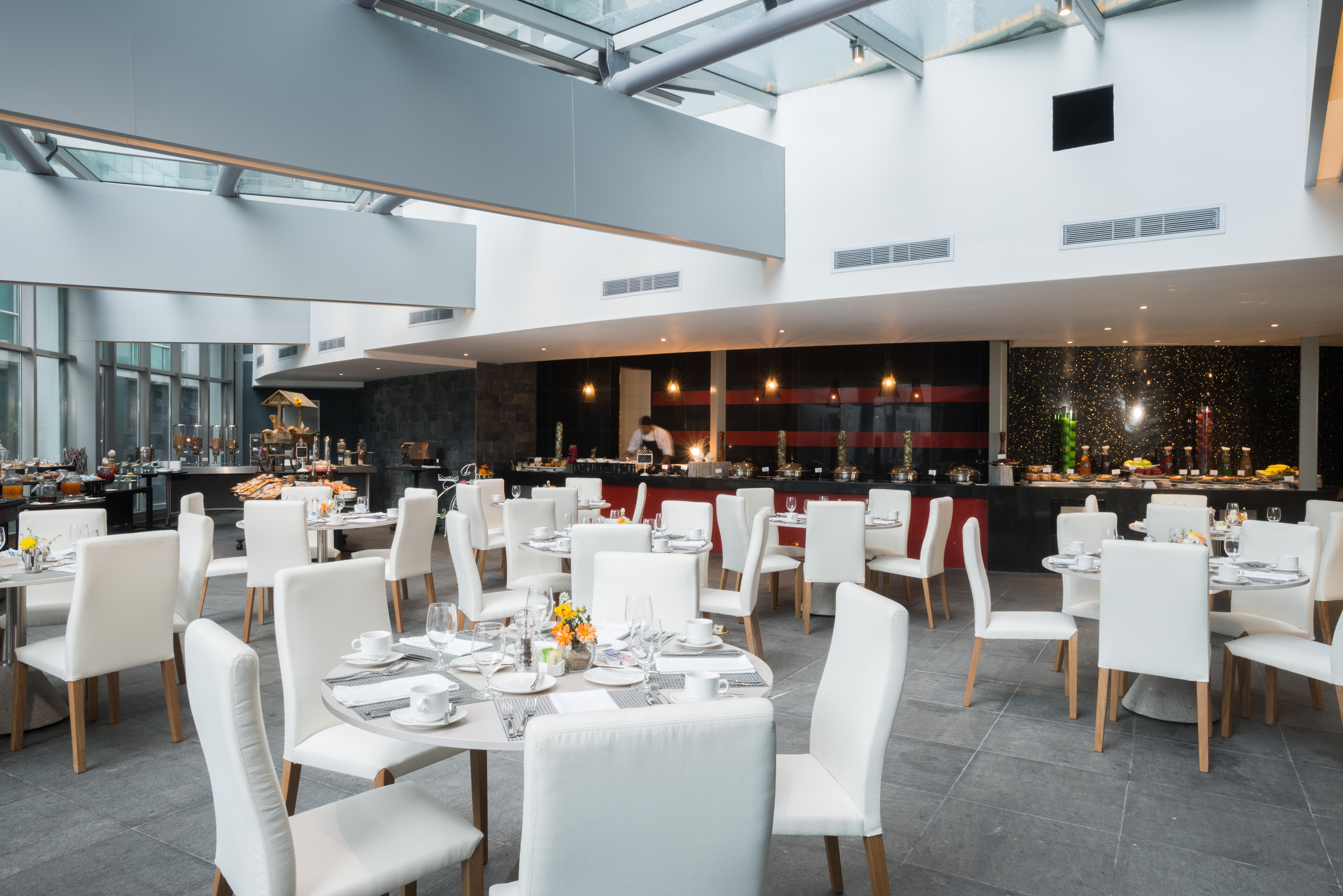 Hotel Las Americas Golden Tower Panama ภายนอก รูปภาพ The restaurant