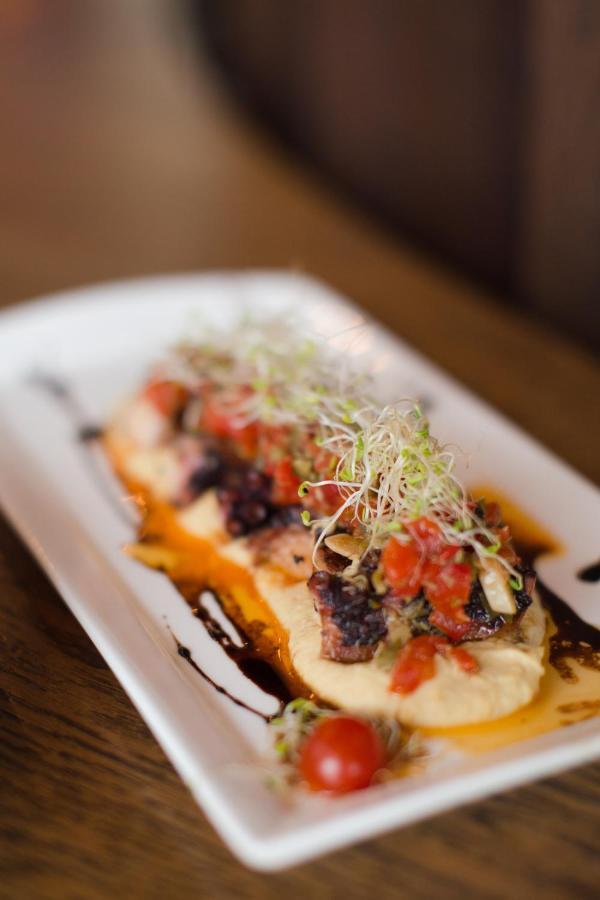 Hotel Las Americas Golden Tower Panama ภายนอก รูปภาพ A tapas dish